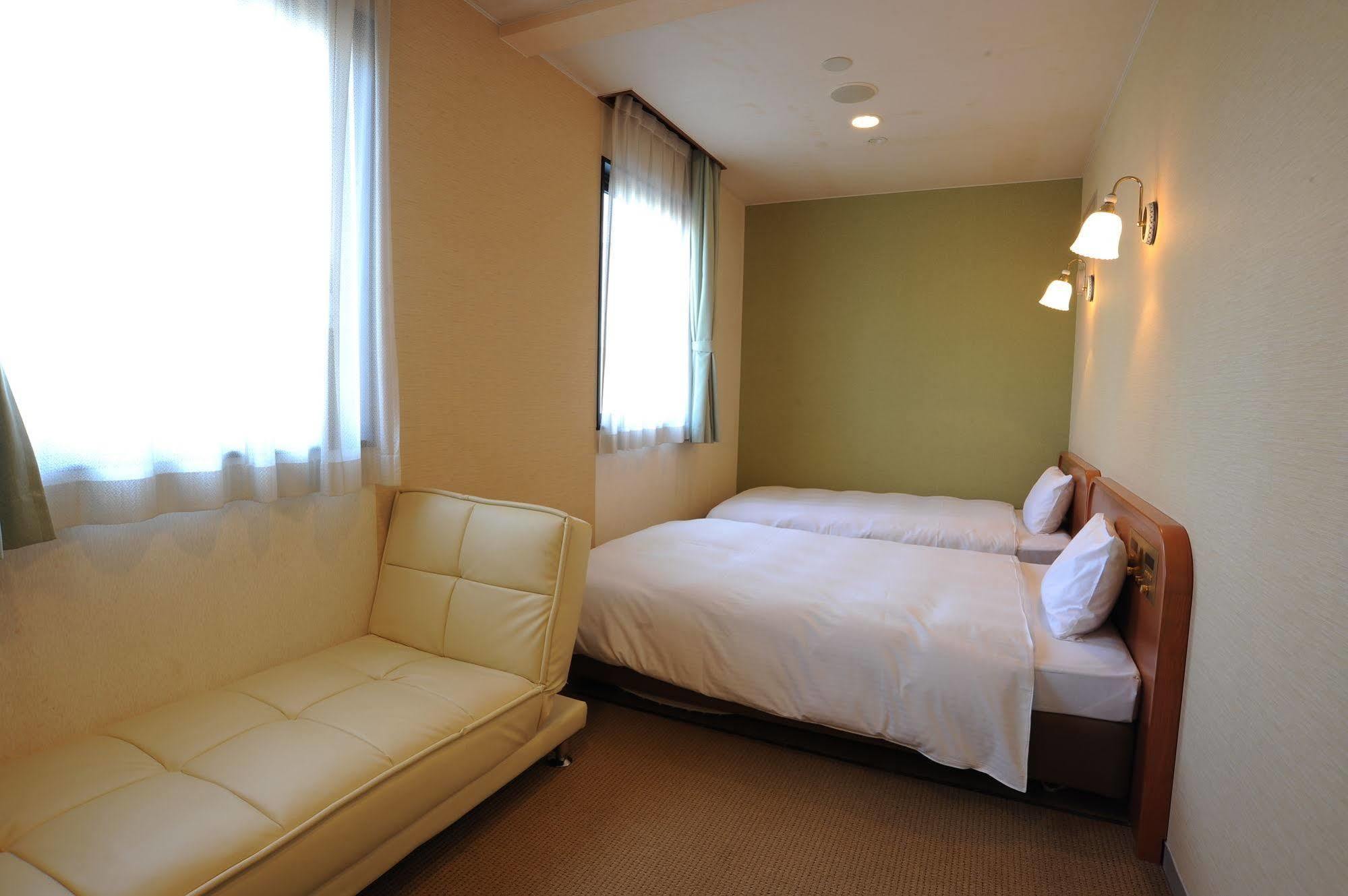 Suizenji Comfort Hotel Kumamoto Esterno foto